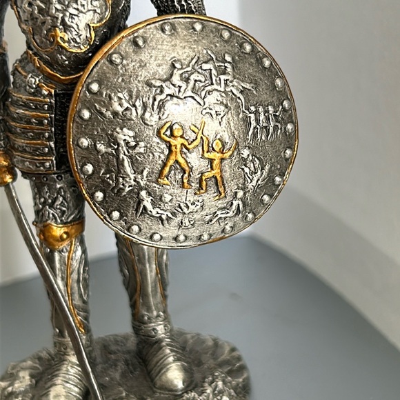 Medieval Knight and Roman Soldier Figurine Set - Veronese 4" - Picture 4 of 14